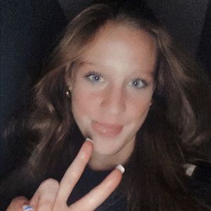 Meet your Posher, Nina